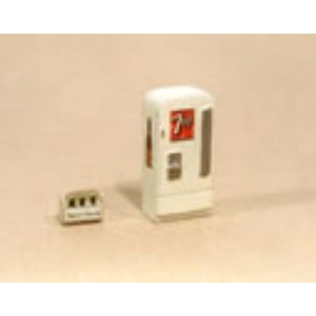 JL Innovative 732 - Custom Upright Soda Machine/case Mixed Brands - HO Scale 3 JL Innovative 732 - Custom Upright Soda Machine/case Mixed Brands - HO Scale