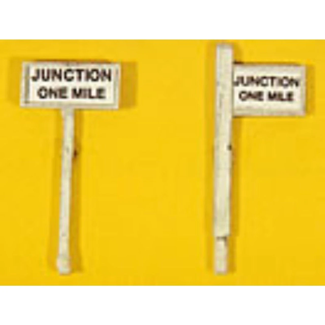 JL Innovative 837 - Custom Right Of Way Signs - Junction One Mile - HO Scale 3 JL Innovative 837 - Custom Right Of Way Signs - Junction One Mile - HO Scale