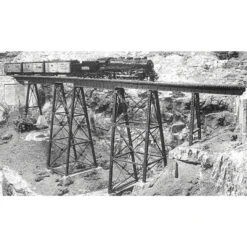 Micro Engineering 75-517 - Tall Steel Viaduct Kit - 210-' Long, Includes Track - HOn3