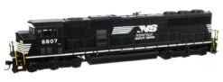 Walthers Mainline 910-20319 - EMD SD60M "TRICLOPS" W/ LokSound 5 Sound & DCC Norfolk Southern (NS) 6807 - HO Scale