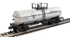 Walthers Mainline 910-48011 - 36' Chemical Tank Car Jefferson Chemical (GATX) 32236 - HO Scale